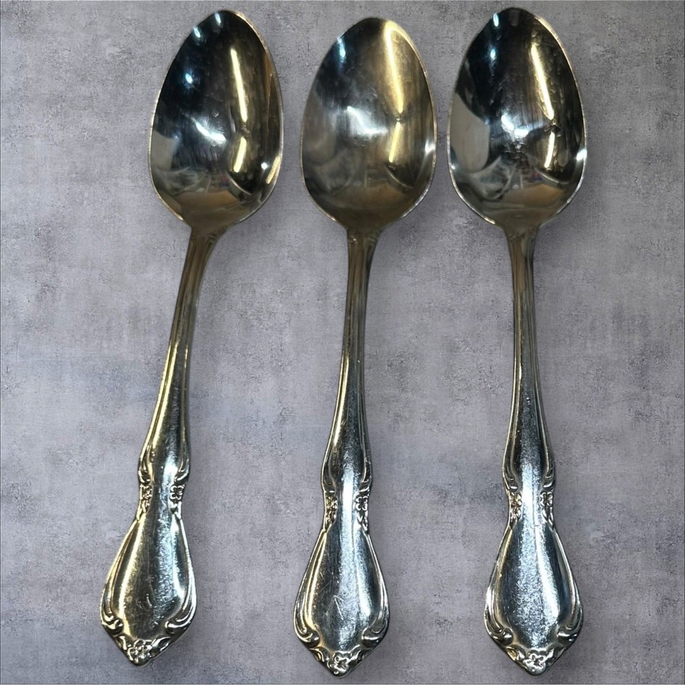 3 Oneida Oneidacraft CHATEAU Teaspoons Stainless Deluxe Flatware Silverware